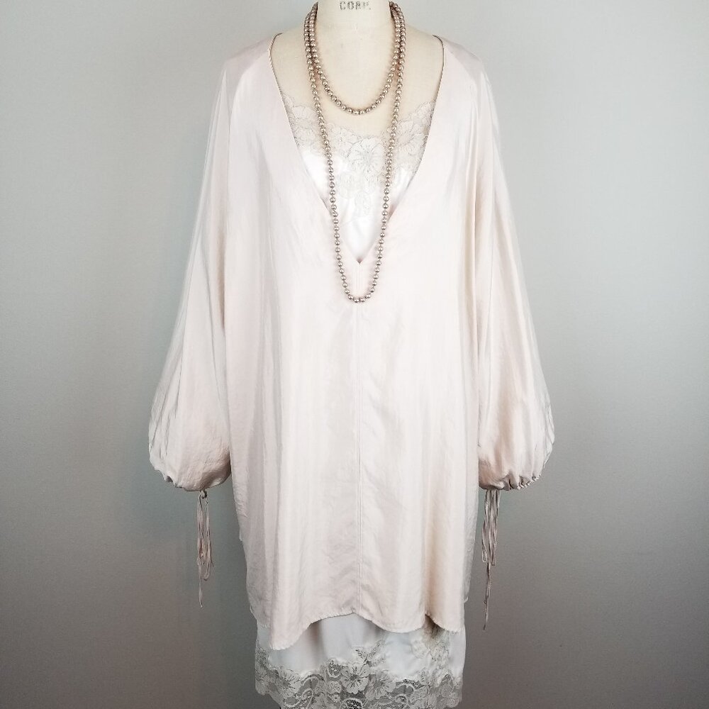 H&M Blushy~Cream Satin Deep V Neck Balloon Sleeve Top Tunic Ladies Size XL